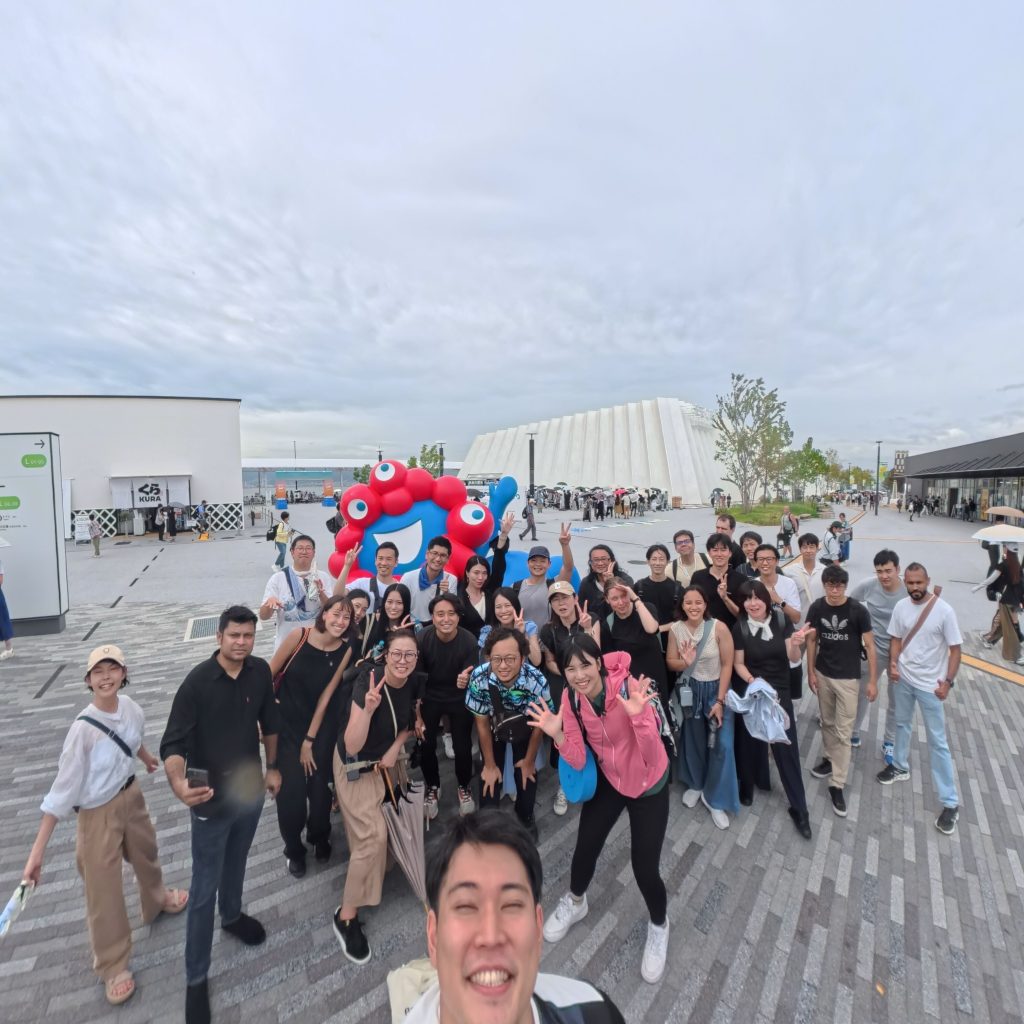 Group photo of aiESG members at the Osaka-Kansai Expo